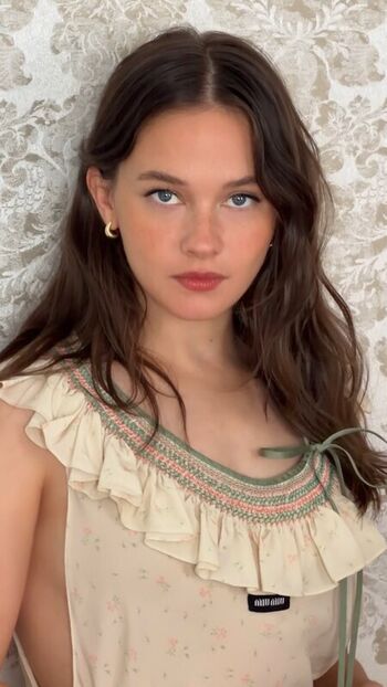 Full leaked Cailee spaeny page private onlyfans photo