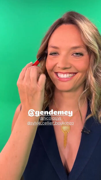 Gennifer Demey