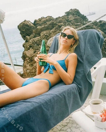 Full leaked Lea mohr private onlyfans photo