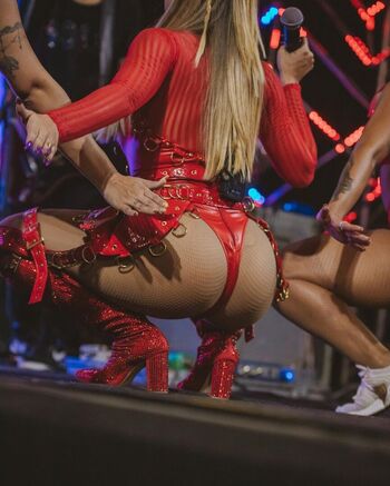 Full leaked Perlinna/ private onlyfans photo
