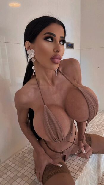 Full leaked Selena black private onlyfans photo
