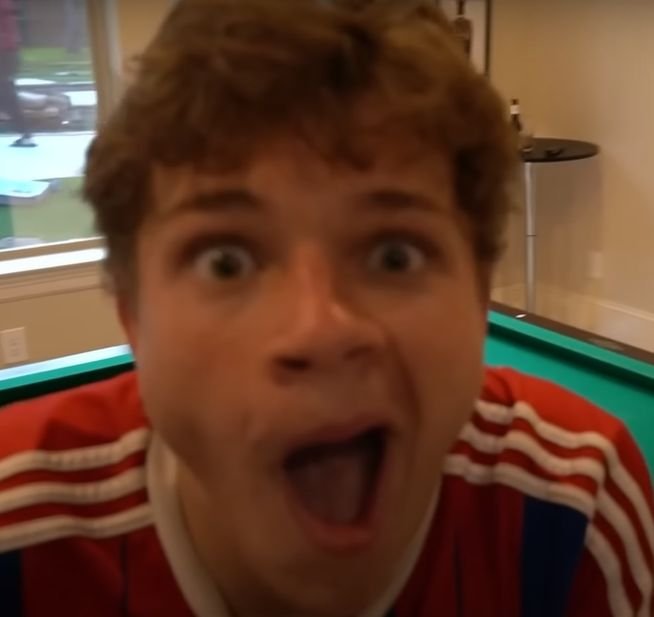 Jynxzi Picture Reaction PFP