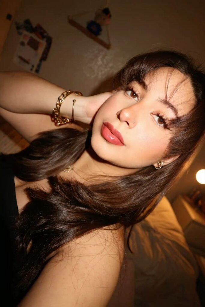 Y2K PFP Flash Selfie