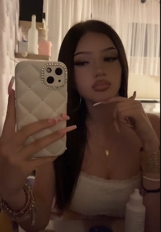 Baddie TikTok PFP