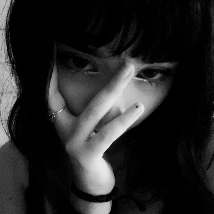 Discord Girl PFP Goth