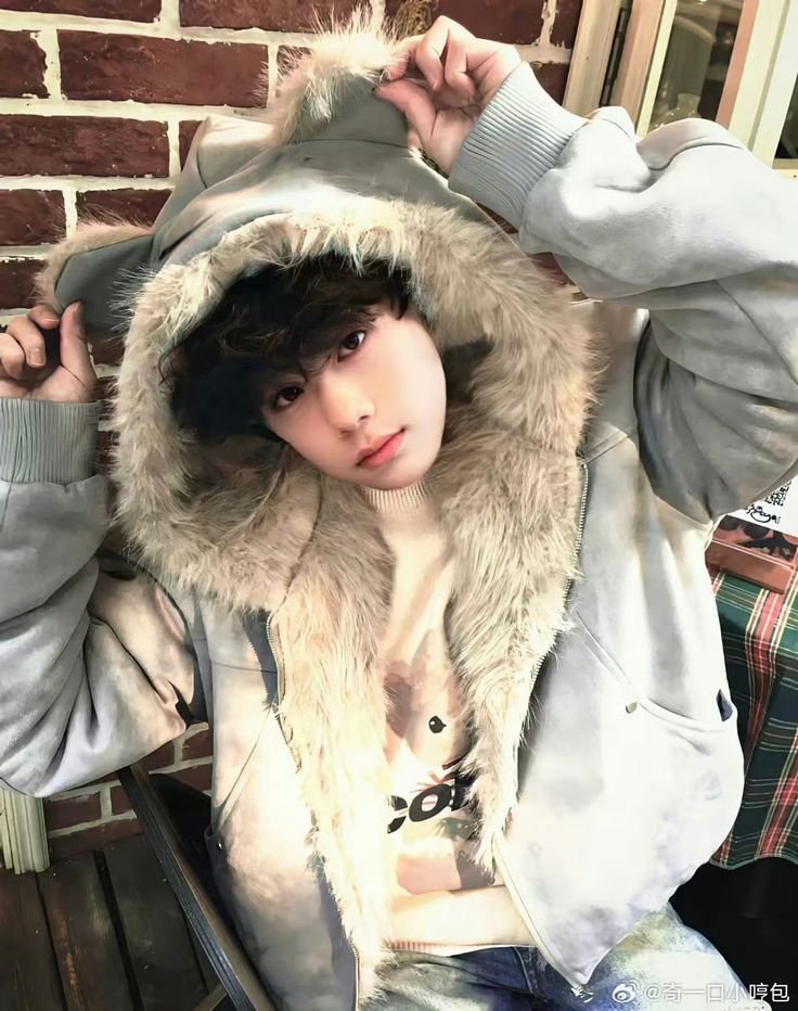 Femboy PFP HD