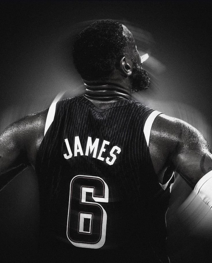 LeBron PFP Black And White