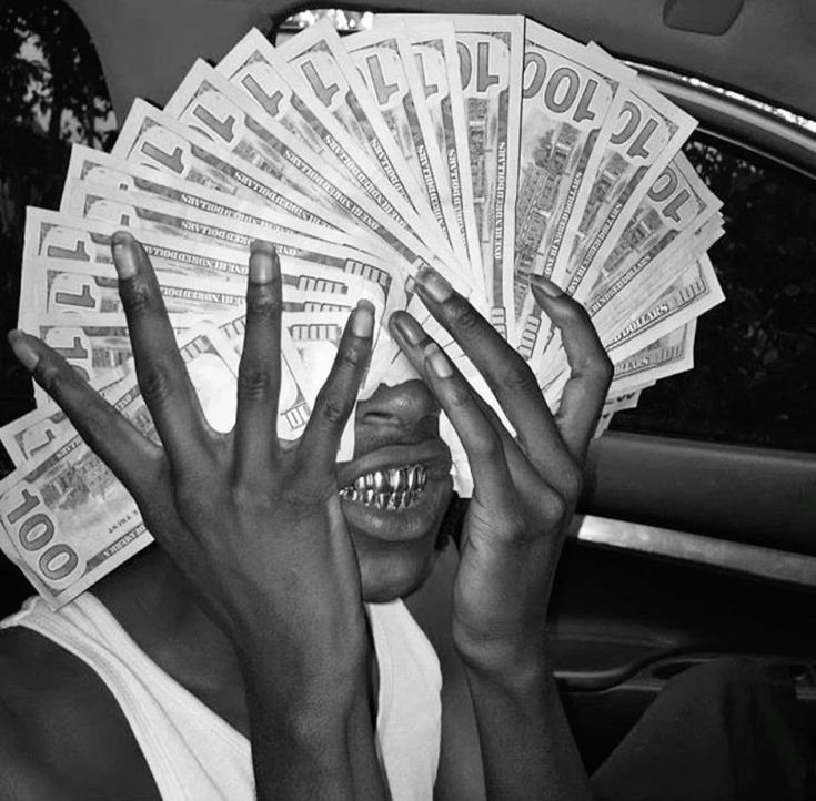 Money PFP Aesthetic