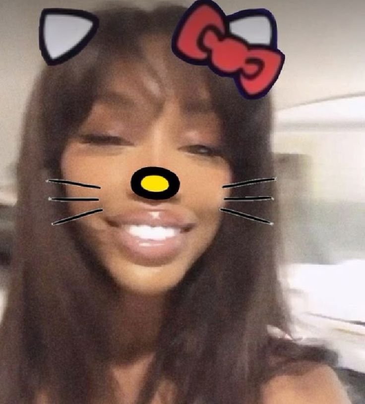 SZA PFP Hello Kitty