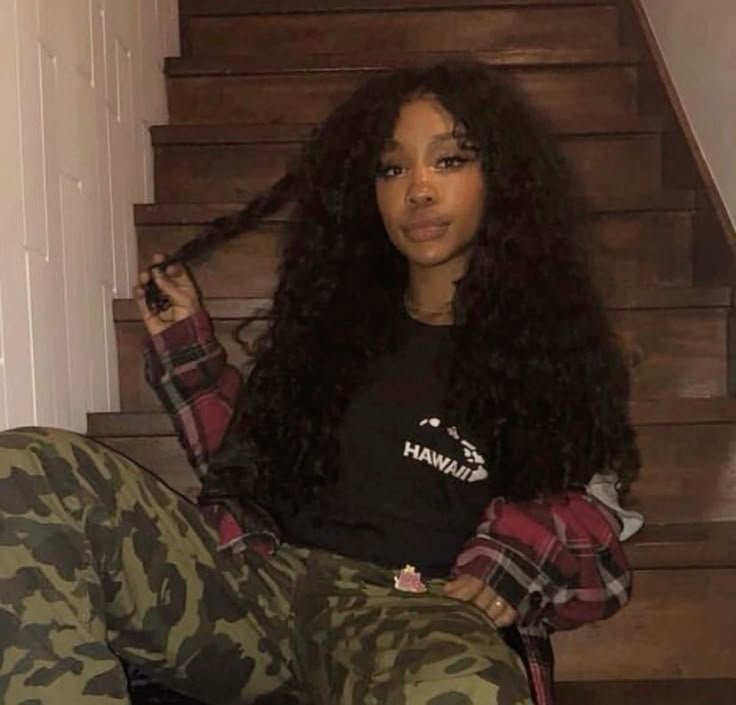 SZA PFP Red Carpet